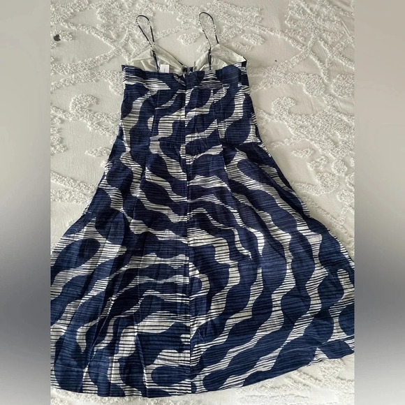 Banana Republic Bandeau Midi Dress - Picture 8 of 15